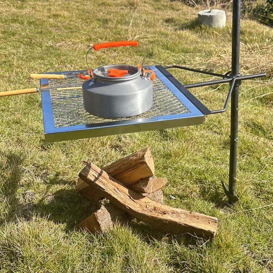 Camping Cooking Fire Pit - 360 ° Grelha Rotativa Ajustável para